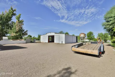 Exterior - 2672 E Mesquite St, Gilbert, AZ 85296 photo 5 of 7