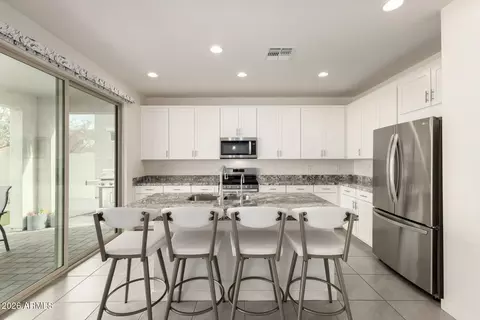 Kitchen - 1310 E Springfield Pl, Chandler, AZ 85286 photo 2 of 5