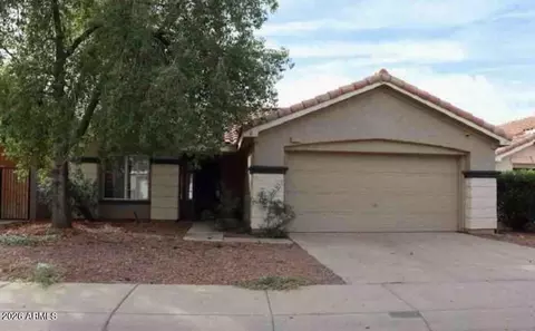 9973 W Mackenzie Dr, Phoenix, AZ 85037