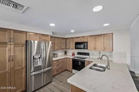 Kitchen - 6122 E Saddleback St, Mesa, AZ 85215 photo 1 of 2