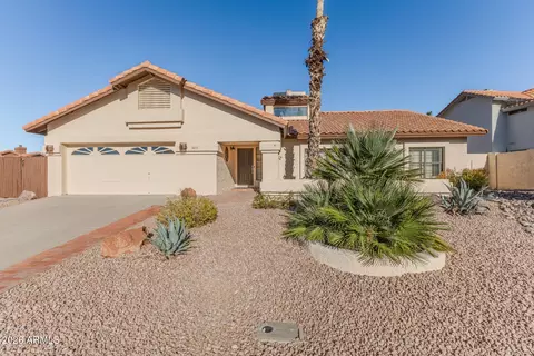 6122 E Saddleback St, Mesa, AZ 85215