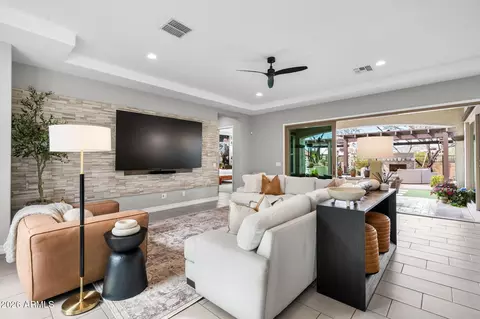 Living - 2948 E Crest Ln, Phoenix, AZ 85050 photo 2 of 2
