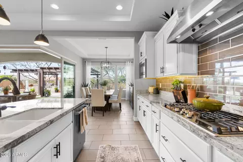 Kitchen - 2948 E Crest Ln, Phoenix, AZ 85050 photo 6 of 6