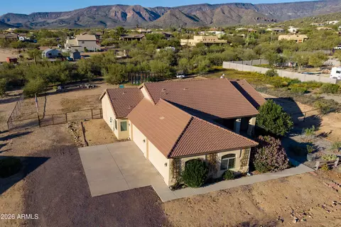 44614 N 20th St, New River, AZ 85087