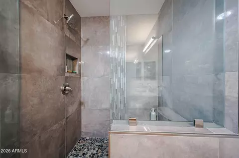 Bath - 1922 S Palo Verde Dr, Apache Junction, AZ 85120 photo 3 of 4