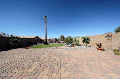 Exterior - 1922 S Palo Verde Dr, Apache Junction, AZ 85120 photo 2 of 11