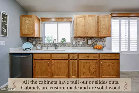 Kitchen - 1922 S Palo Verde Dr, Apache Junction, AZ 85120 photo 2 of 3