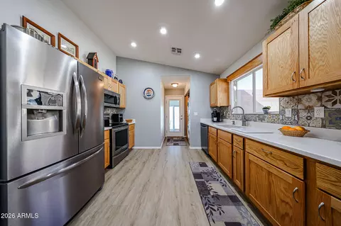 Kitchen - 1922 S Palo Verde Dr, Apache Junction, AZ 85120 photo 1 of 8