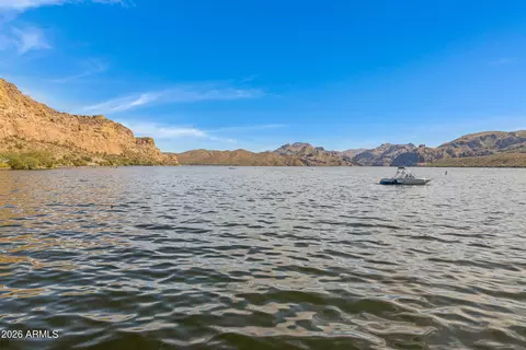 View/Area - 8540 E Mcdowell Rd #10, Mesa, AZ 85207 photo 7 of 17