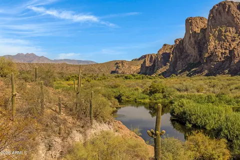 View/Area - 8540 E Mcdowell Rd #10, Mesa, AZ 85207 photo 16 of 17