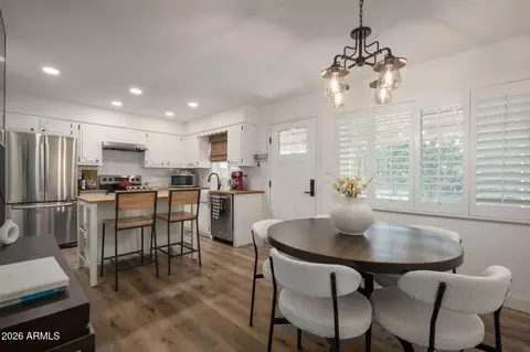Dining - 4009 E Campbell Ave, Phoenix, AZ 85018 photo 1 of 1