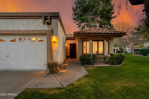 9127 W Wescott Dr, Peoria, AZ 85382