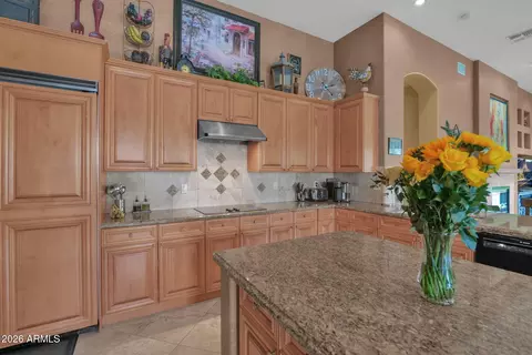 Kitchen - 3322 E Jaeger Cir, Mesa, AZ 85213 photo 6 of 7