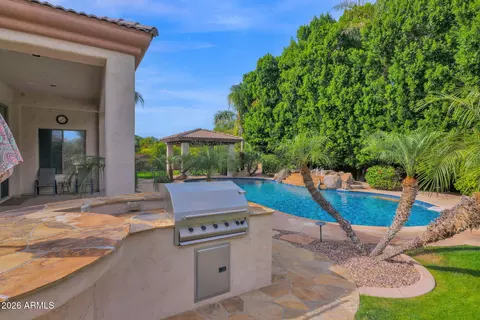 Exterior - 3322 E Jaeger Cir, Mesa, AZ 85213 photo 9 of 44