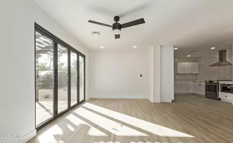Living - 1003 W Marshall Ave, Phoenix, AZ 85013 photo 4 of 5
