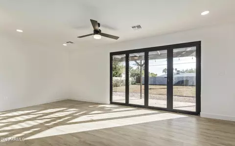 Living - 1003 W Marshall Ave, Phoenix, AZ 85013 photo 3 of 5