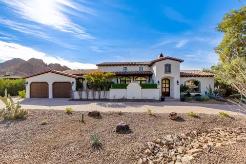 4529 E Maderos Del Cuenta Dr, Paradise Valley, AZ 85253