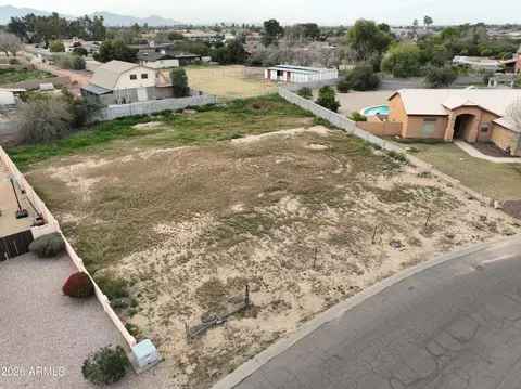 5382 N 82nd Ave #224, Glendale, AZ 85303