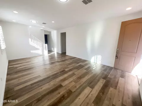 Living - 3940 E Blue Spruce Ln, Gilbert, AZ 85298 photo 3 of 9