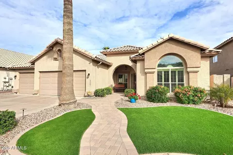 2736 E Brookwood Ct, Phoenix, AZ 85048