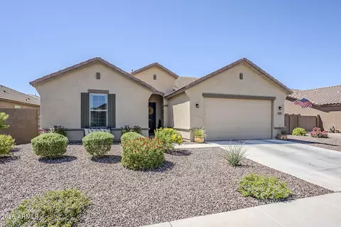 2135 W Angelo Way, San Tan Valley, AZ 85142