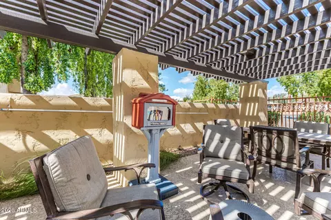 View/Area - 1333 E Morten Ave #117, Phoenix, AZ 85020 photo 1 of 1