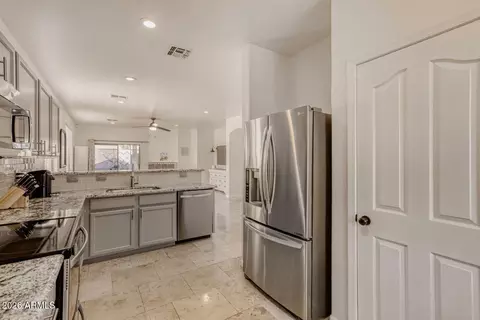 Kitchen - 4036 E Angela Dr, Phoenix, AZ 85032 photo 3 of 3