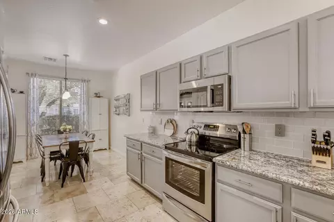 Kitchen - 4036 E Angela Dr, Phoenix, AZ 85032 photo 1 of 3