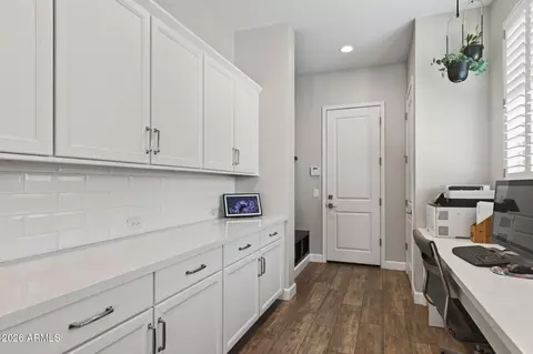 Entry Way - 10326 E Beta Ave, Mesa, AZ 85212 photo 1 of 4