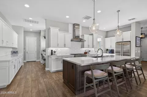 Kitchen - 10326 E Beta Ave, Mesa, AZ 85212 photo 2 of 8