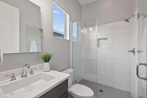Bath - 10326 E Beta Ave, Mesa, AZ 85212 photo 6 of 8