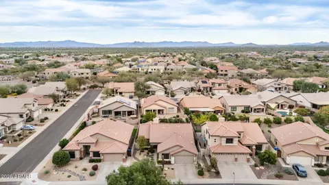 View/Area - 4214 E Kirkland Rd, Phoenix, AZ 85050 photo 5 of 10