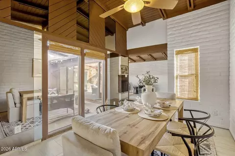 Dining - 2308 E Lamar Rd, Phoenix, AZ 85016 photo 1 of 2