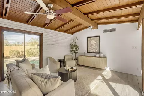Living - 2308 E Lamar Rd, Phoenix, AZ 85016 photo 2 of 4