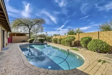 Exterior - 2308 E Lamar Rd, Phoenix, AZ 85016 photo 3 of 6