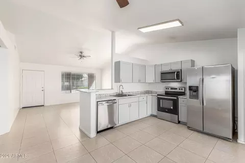 472 E Harrison St, Chandler, AZ 85225