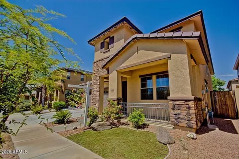Exterior - 3296 E Oakland St, Gilbert, AZ 85295 photo 2 of 8