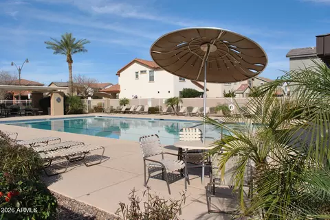 Exterior - 3296 E Oakland St, Gilbert, AZ 85295 photo 3 of 8