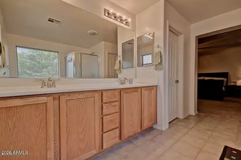 Bath - 3296 E Oakland St, Gilbert, AZ 85295 photo 3 of 5