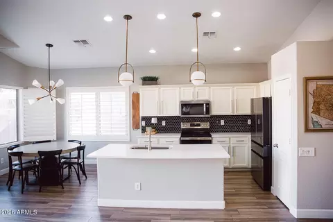 4612 E Mountain Vista Dr, Phoenix, AZ 85048 photo 4