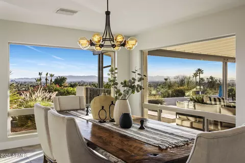 Dining - 5518 E Rockridge Rd, Phoenix, AZ 85018 photo 3 of 5