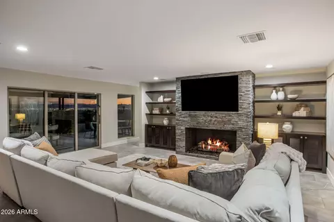 Living - 5518 E Rockridge Rd, Phoenix, AZ 85018 photo 5 of 7