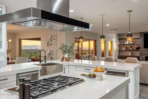 Kitchen - 5518 E Rockridge Rd, Phoenix, AZ 85018 photo 1 of 5