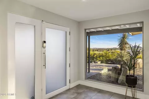 Entry Way - 5518 E Rockridge Rd, Phoenix, AZ 85018 photo 1 of 2