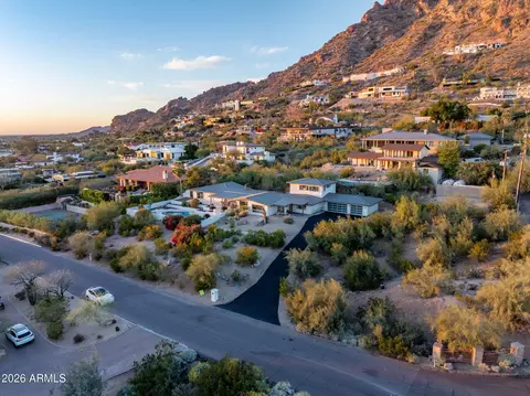View/Area - 5518 E Rockridge Rd, Phoenix, AZ 85018 photo 3 of 3