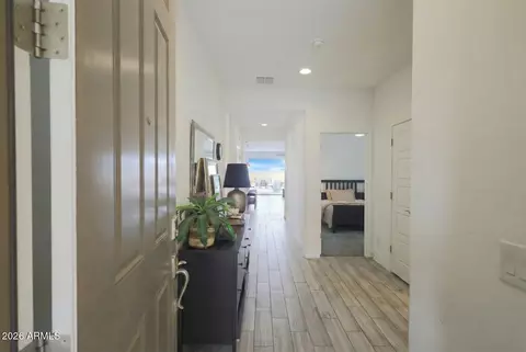Entry Way - 2318 E Harwell Rd, Phoenix, AZ 85042 photo 1 of 11