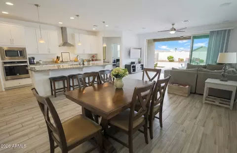 Dining - 2318 E Harwell Rd, Phoenix, AZ 85042 photo 1 of 1