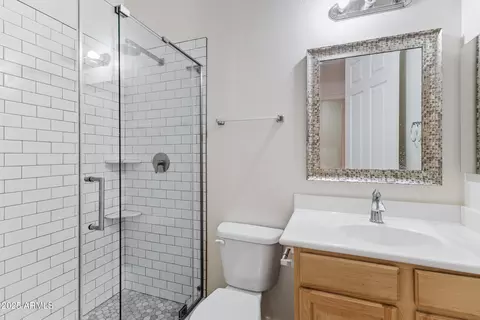 Bath - 3111 E Canyon Creek Dr, Gilbert, AZ 85295 photo 3 of 4