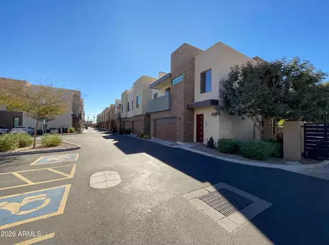 901 S Smith Rd #1074, Tempe, AZ 85281