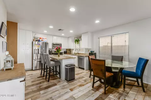 Kitchen - 2910 E Windsong Dr, Phoenix, AZ 85048 photo 1 of 5